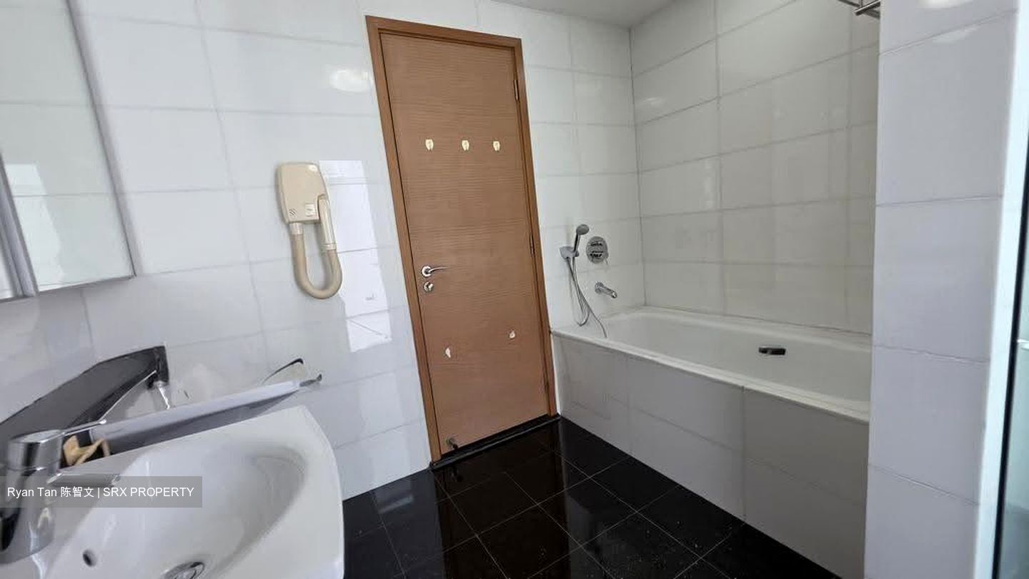 Urban Edge @ Holland V (D10), Apartment #611946711